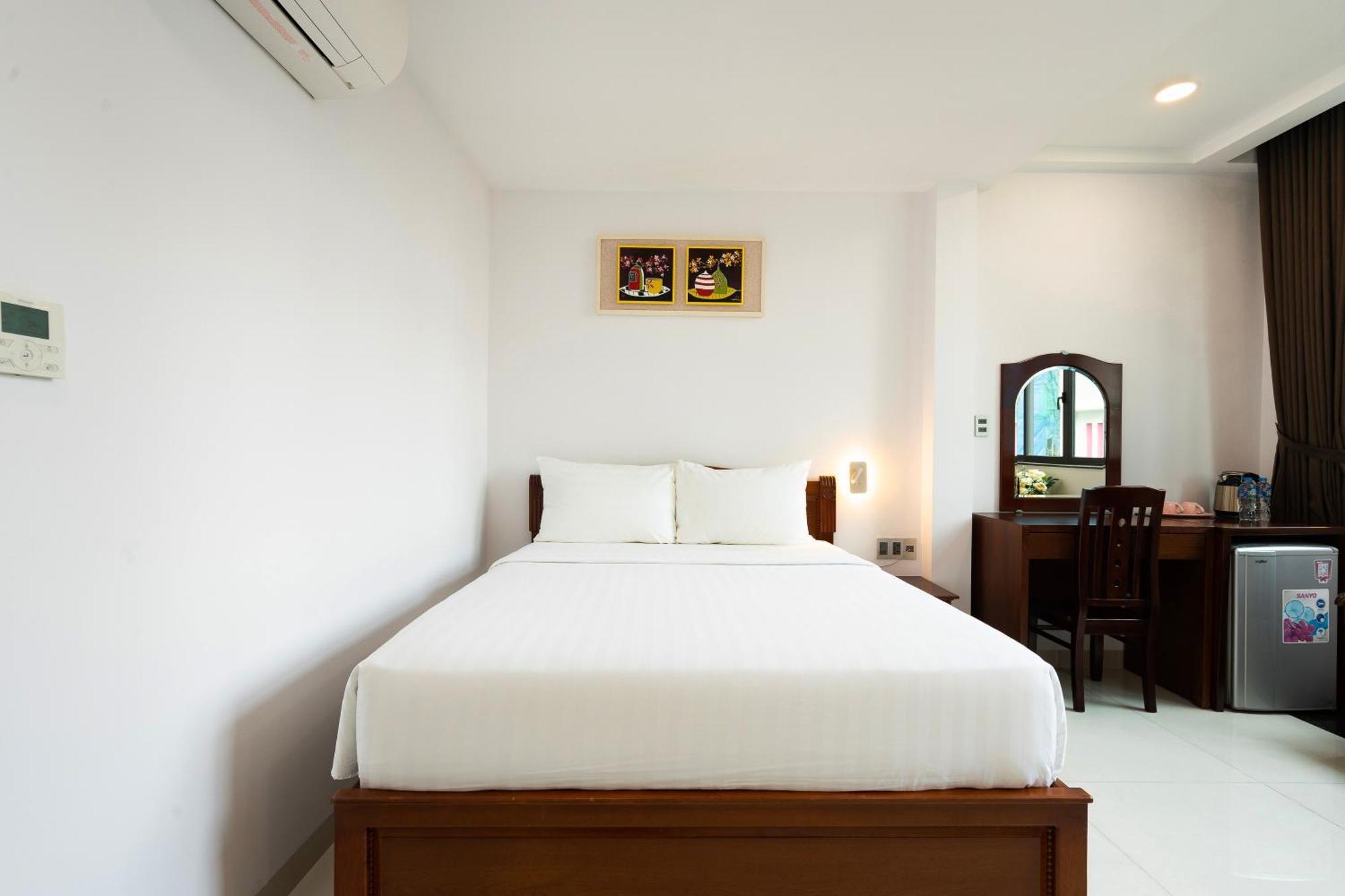 Hoang Luxury Hotel Dist 1 Ho Chi Minh エクステリア 写真