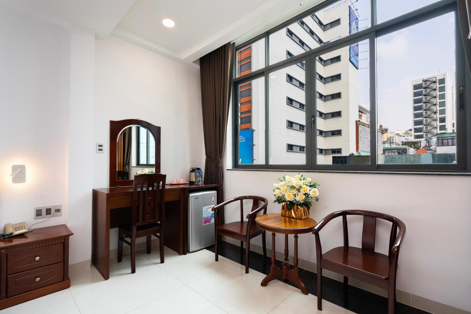 Hoang Luxury Hotel Dist 1 Ho Chi Minh エクステリア 写真