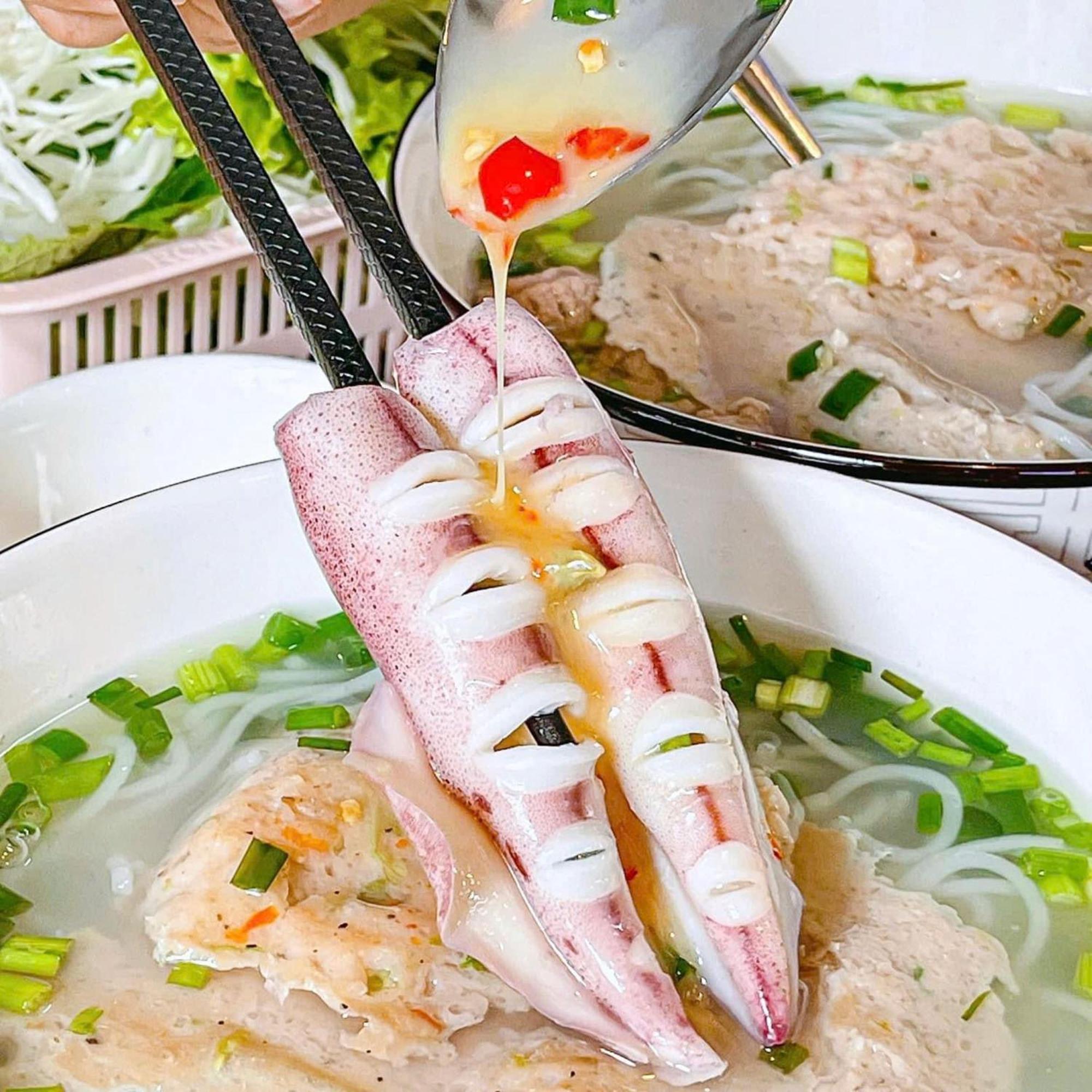 Hoang Luxury Hotel Dist 1 Ho Chi Minh エクステリア 写真